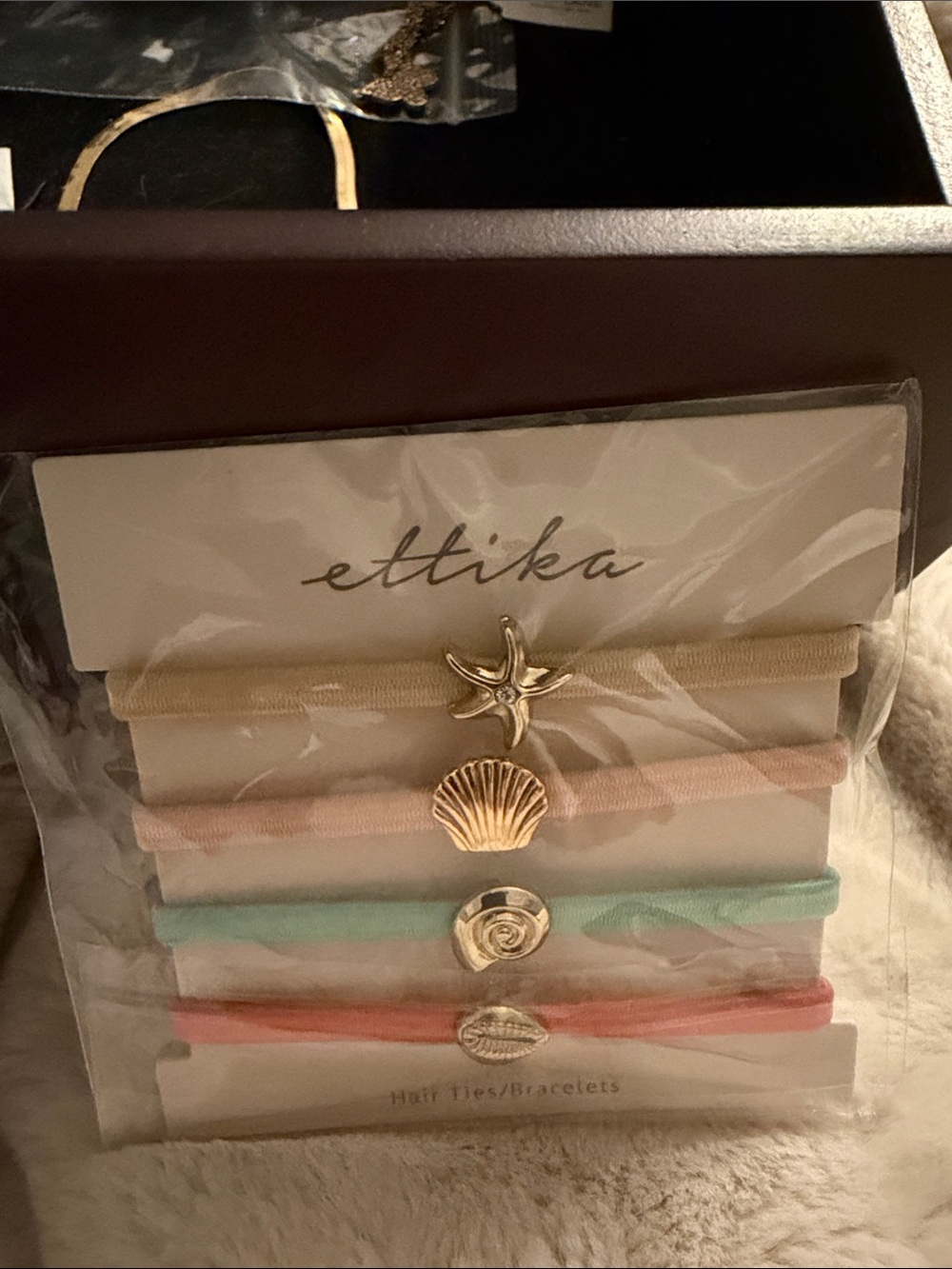 ettika Pastel Beach Charm Hair Tie Set with Gold Shells